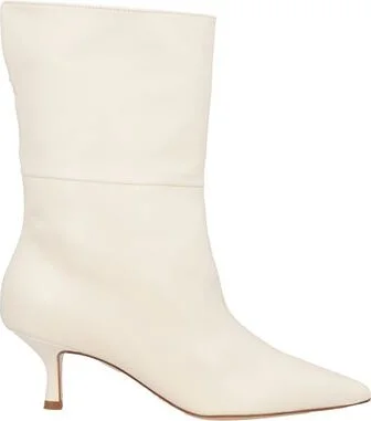 Spaziomoda Woman Ankle boots