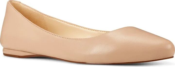 Speak Up Pointed Toe Flat