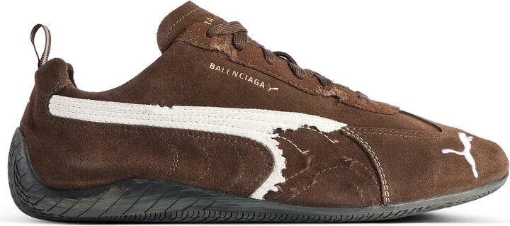 Brown/white/black