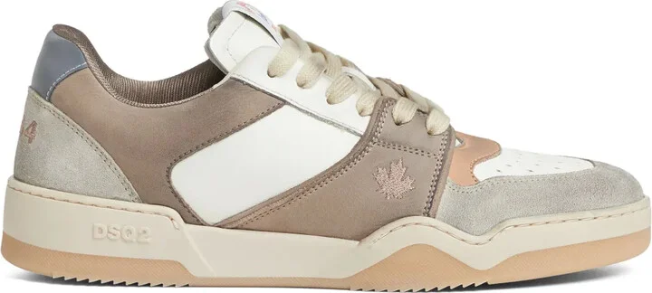 Spiker sneakers