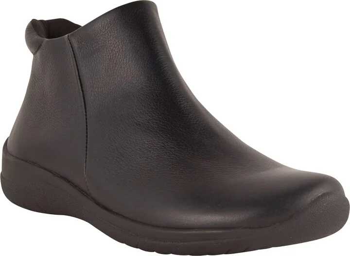 Sportivo Waterproof Bootie