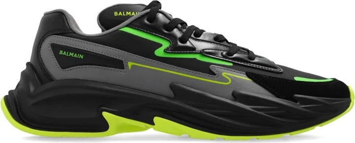 Sports Shoes