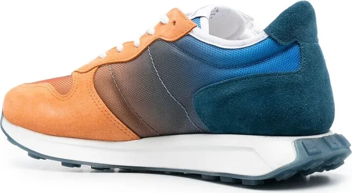 Sporty low-top sneakers - Image 3