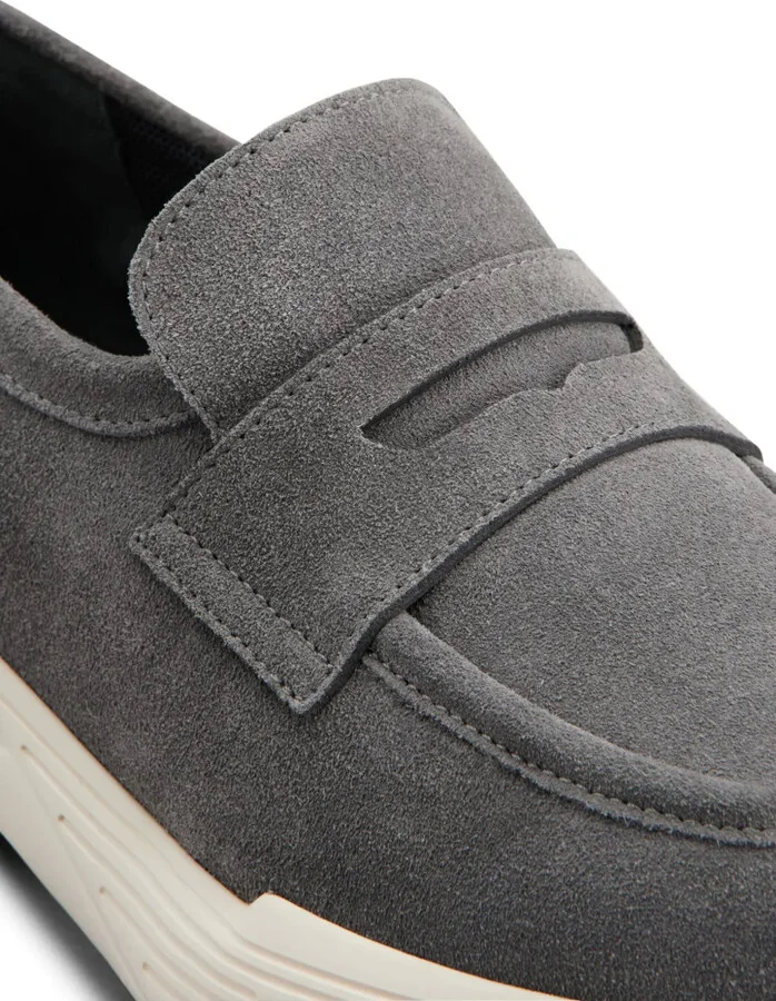 Sporty suede sneakers - Image 5
