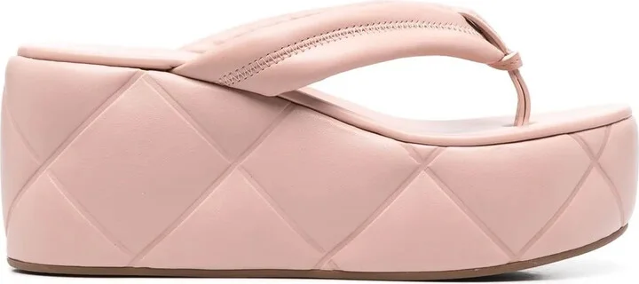 Square quilted platform sandals