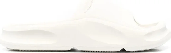 Square-Toe Sliders