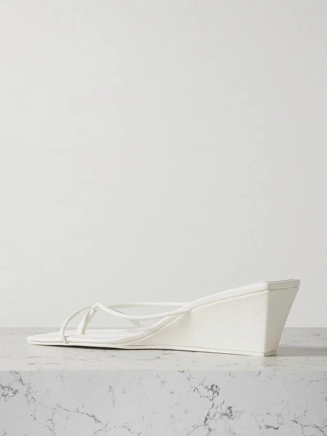 ST. AGNI - Leather Wedge Sandals - White - Image 3