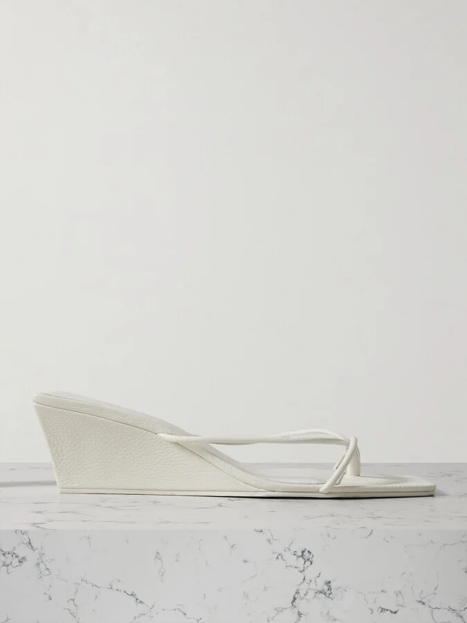 ST. AGNI - Leather Wedge Sandals - White