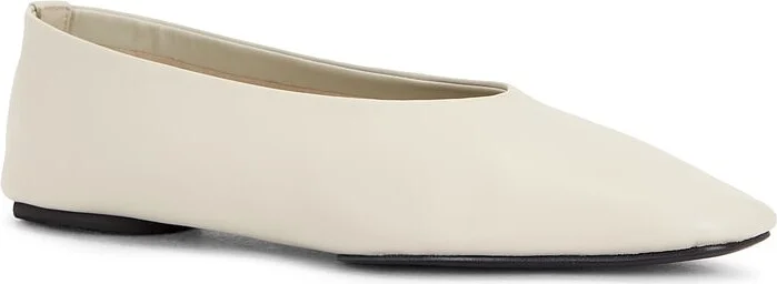 St. Agni Soft Glove Ballet Flat in Cream - Image 2