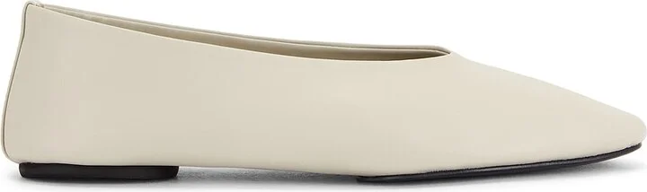St. Agni Soft Glove Ballet Flat in Cream