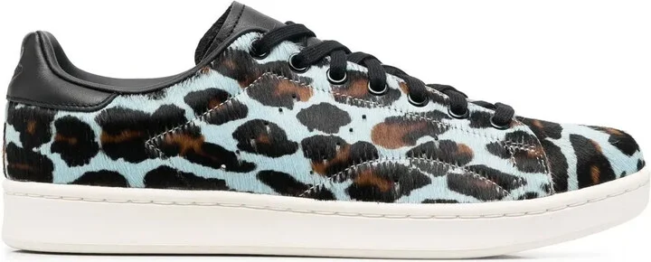 Stan Smith low-top sneakers