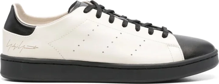 Stan Smith sneakers