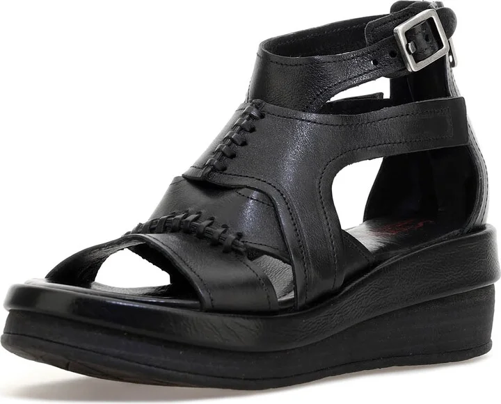 Black/ Black