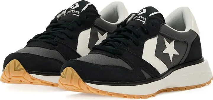 Star-Patch Sneakers - Image 2
