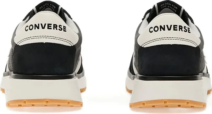Star-Patch Sneakers - Image 3
