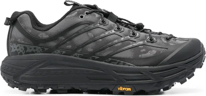 Stealth/Tech Mafate Three2 sneakers