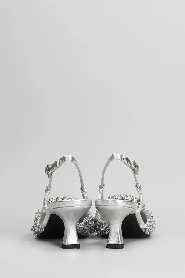 Stefi Pumps In Silver Leather And Fabric - Image 4