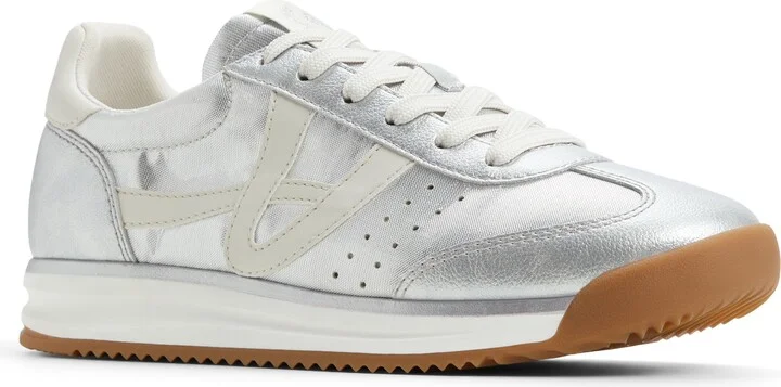 Stepcount Sneaker