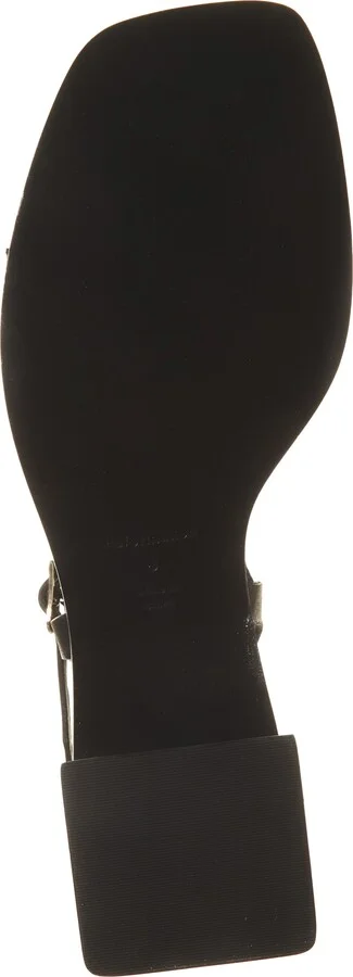 Stephanie Sandal - Image 6