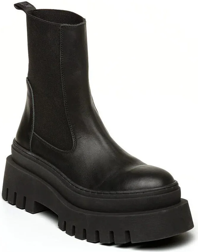 Steve Madden Boots - Image 2