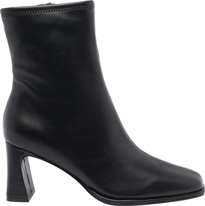 Steve Madden Boots
