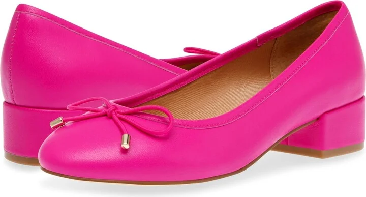 Steve Madden Women's Cherish Pump