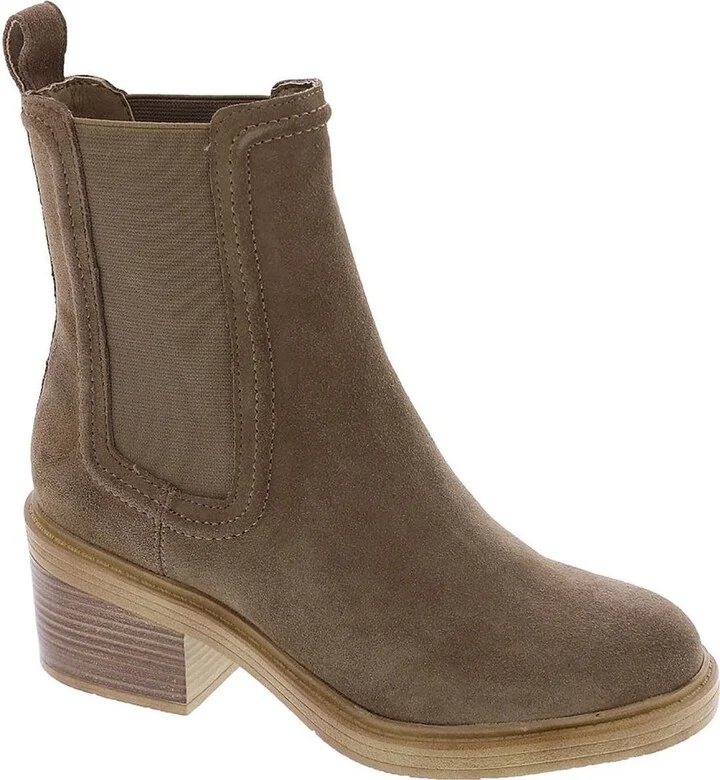 Steve Madden Women's Curtsy Chelsea Boot