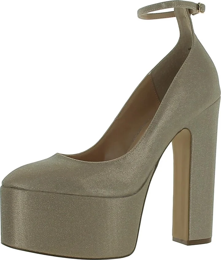 Steve Madden Women's Skyrise Pump