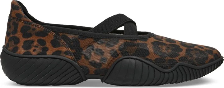 Steve Madden Women's Vador Crossband Mary-Jane Sneaker Flats - Image 6