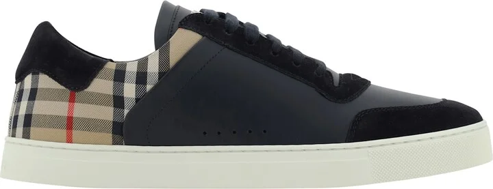 Stevie Sneakers