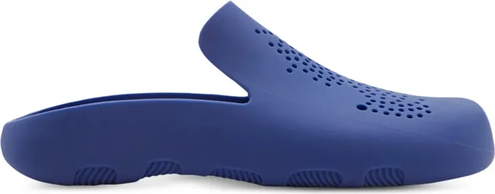 Stingray perforated clogs