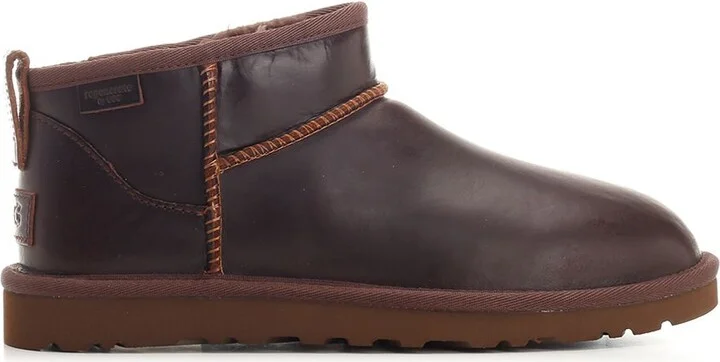 Stivali Classic Ultra Mini Leather Regenerate Boots Brown