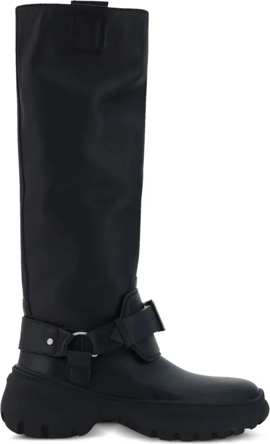 Stomp boots