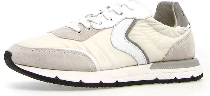 Storm Sneaker