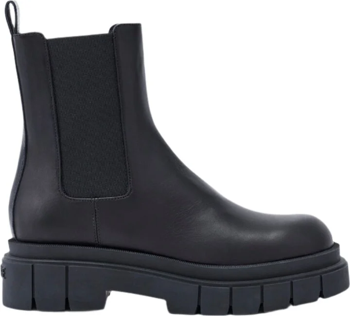 Storm Unlined Lug Sole (r) Leather Chelsea Boot For Women