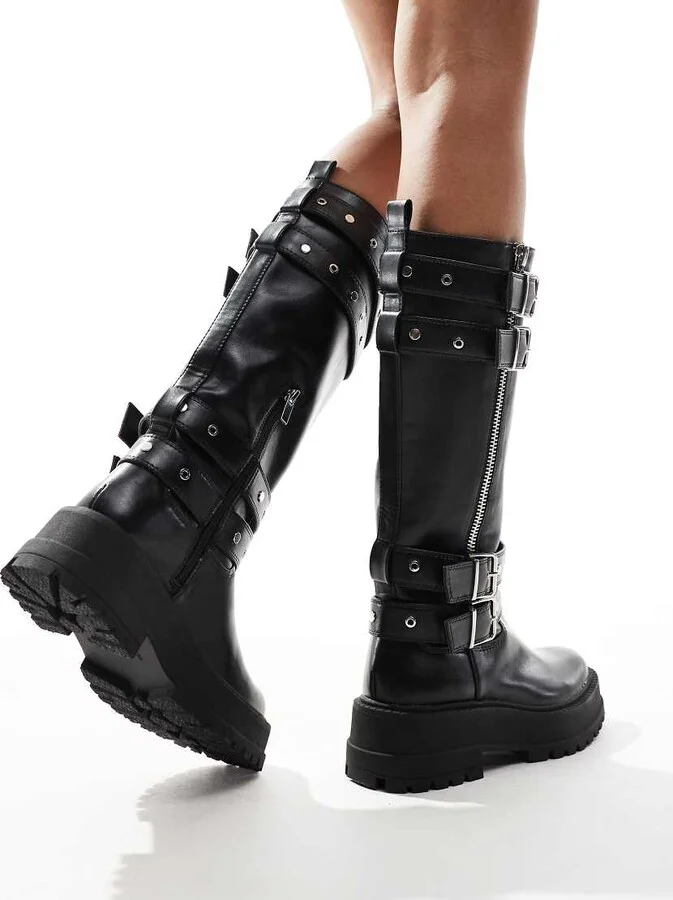Stradivarius buckle detail chunky flat knee high boots in black - Image 4