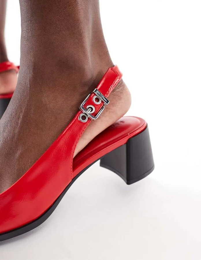 Stradivarius buckle detail slingback block heeled shoe in red - Image 3