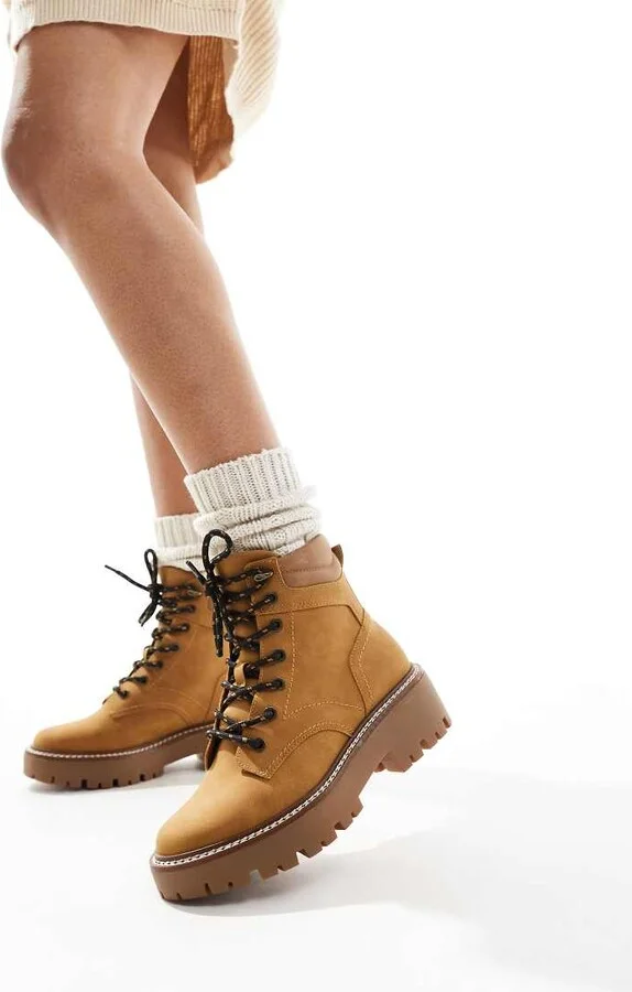 Stradivarius chunky flat boot in brown faux suede