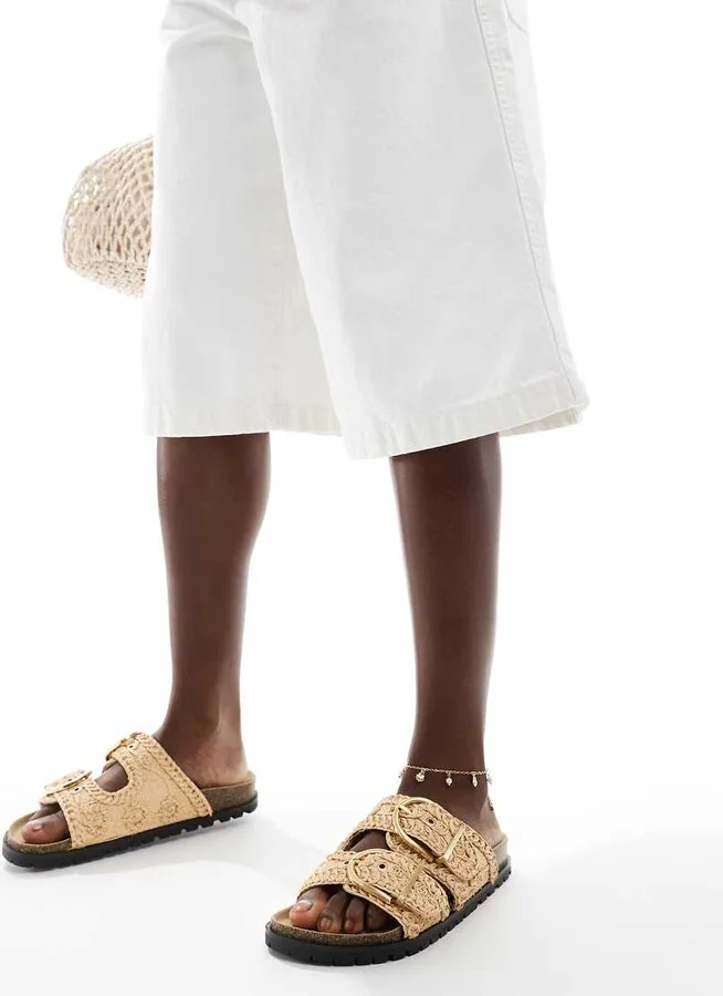 Stradivarius flatform double buckle sandals in beige