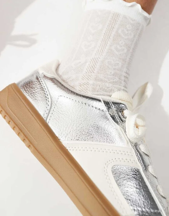 Stradivarius gum sole sneakers in silver - Image 4