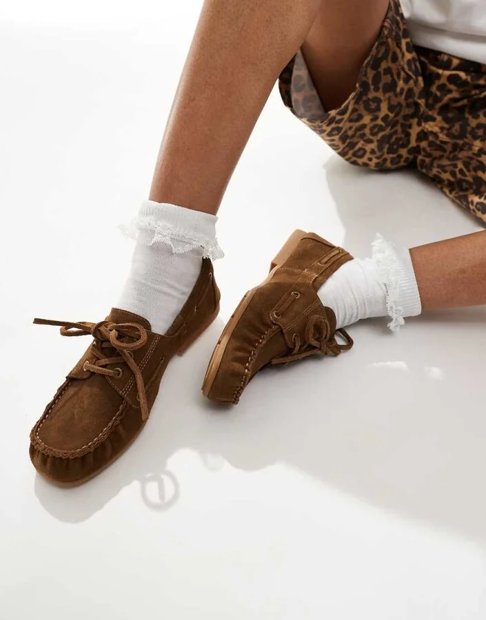 Stradivarius leather loafers in brown suede