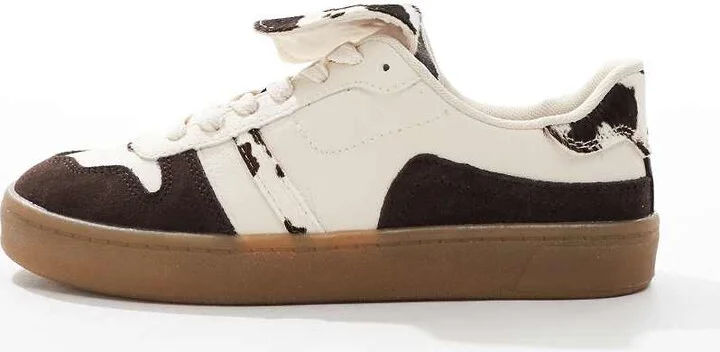 Stradivarius leather sneakers in cow print - Image 2