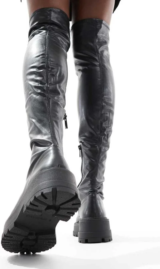 Stradivarius over the knee chunky boot in black - Image 2