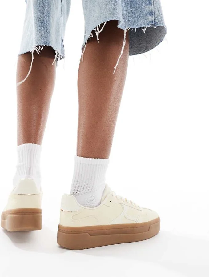 Stradivarius platform rubber sole sneakers in pale yellow - Image 4