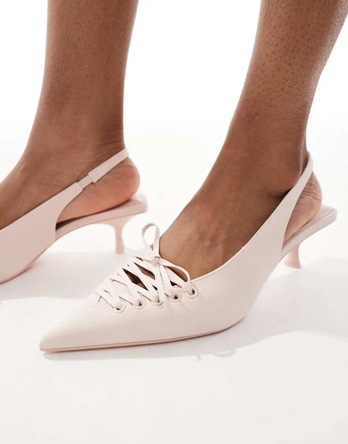 Stradivarius slingback kitten heeled shoe in beige