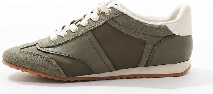 Stradivarius sneakers in khaki - Image 2