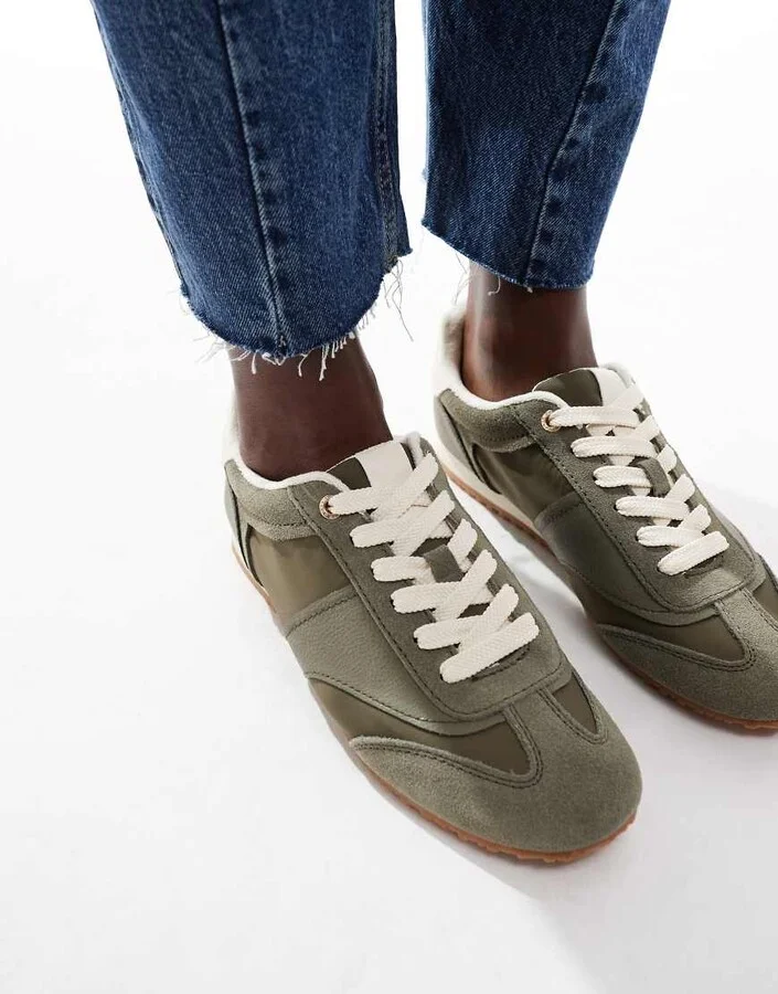 Stradivarius sneakers in khaki - Image 4