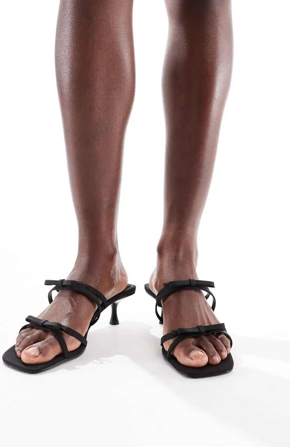 Stradivarius strappy heeled mule in black - Image 2