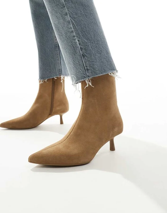 Stradivarius suede leather heeled boots in tan