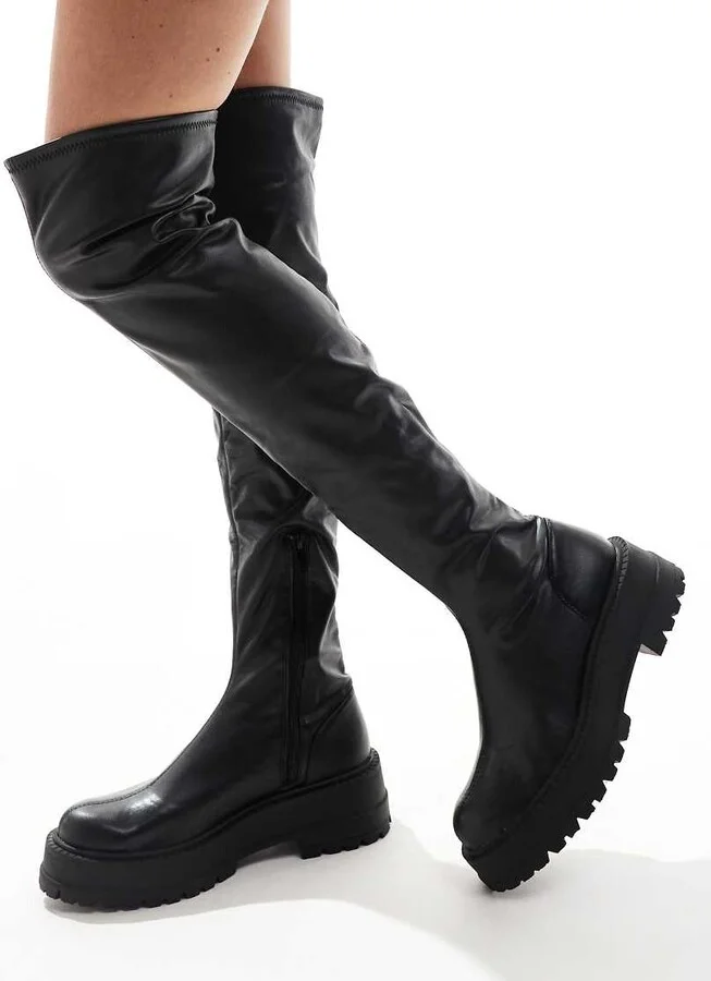 Stradivarius Wide Fit over the knee chunky boot in black - Image 2
